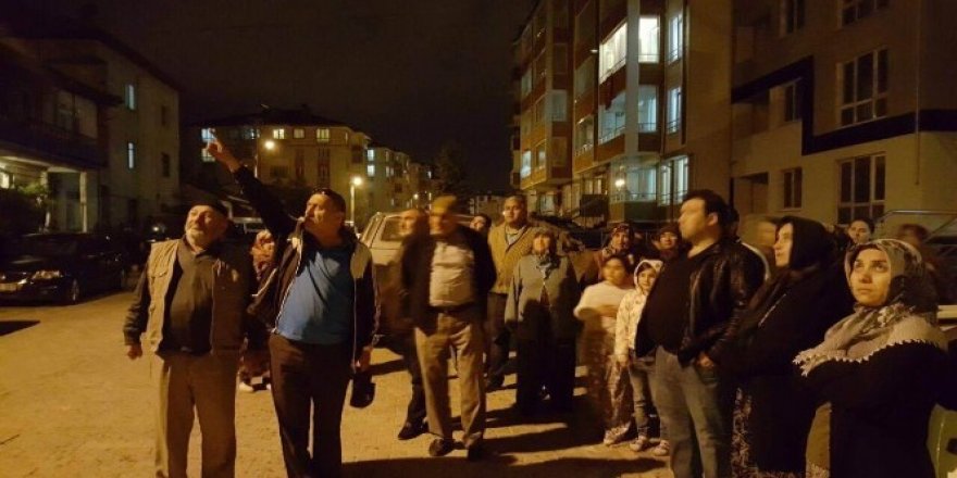 Mahalle halkı sokağa döküldü