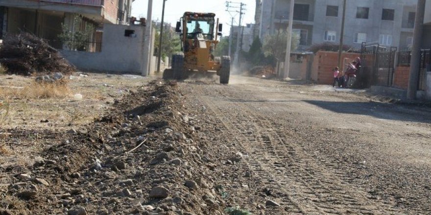 Daha düzenli yollar için ekipler iş başında