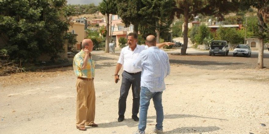 Toroslar Belediyesi, her mahalleye bir meydan yapıyor