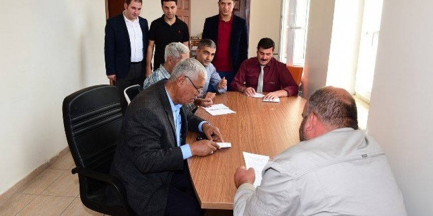 Çiftçilere ücretsiz meyve fidanı dağıtılacak