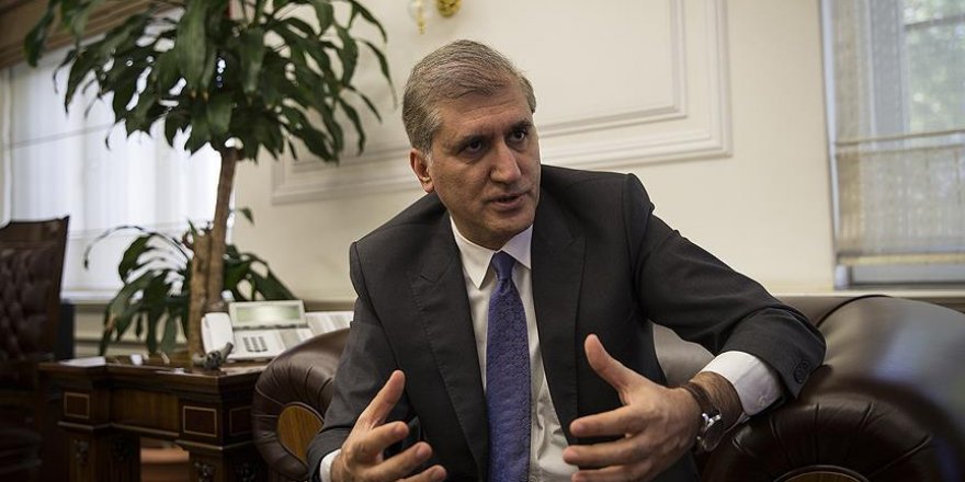 'Başka akıldan emir alan devlet memuru olamayacak'