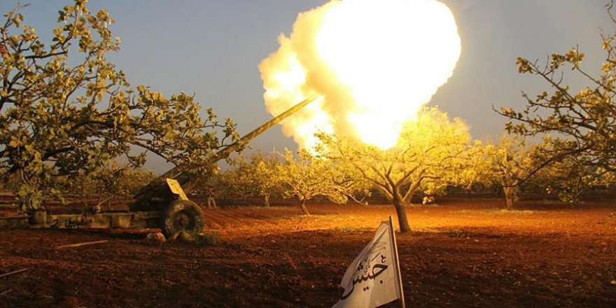 Suriyeli muhalifler Hama merkezine ilerliyor