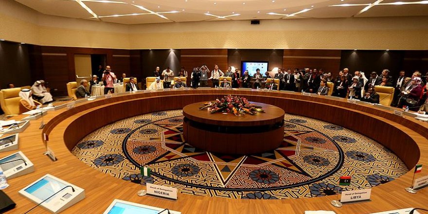 OPEC üyesi ülkeler petrol üretimini belli bir seviyede tutacaklar