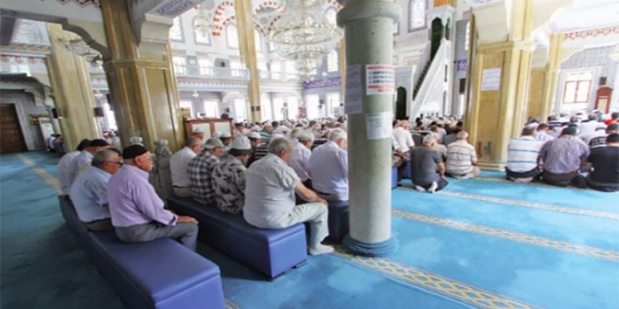 Diyanet İşleri Başkanlığı: Sandalyede namaz olmaz