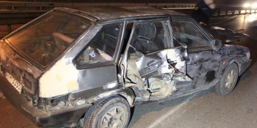 Öndeki araç takla attı, arkadaki otomobiller birbirine girdi: 2 yaralı