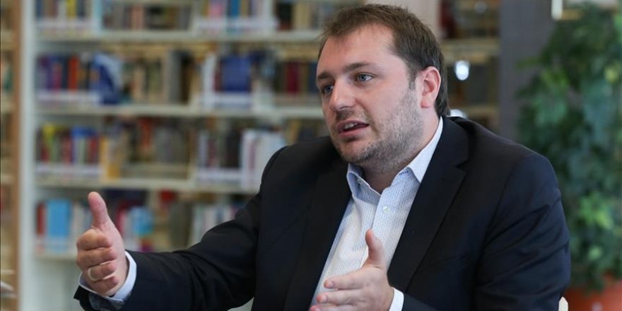 AK Partili gençler 60 bin üniversiteliye 'Kampüse Hoşgeldin' dedi