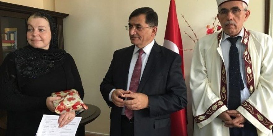 İskoç kadın İslamiyeti seçti