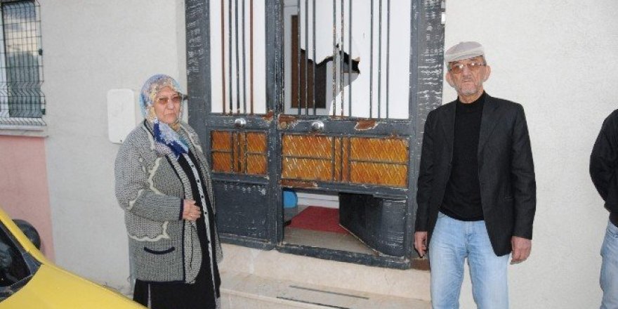 Mahallede bıçaklı ve baltalı saldırgan kabusu