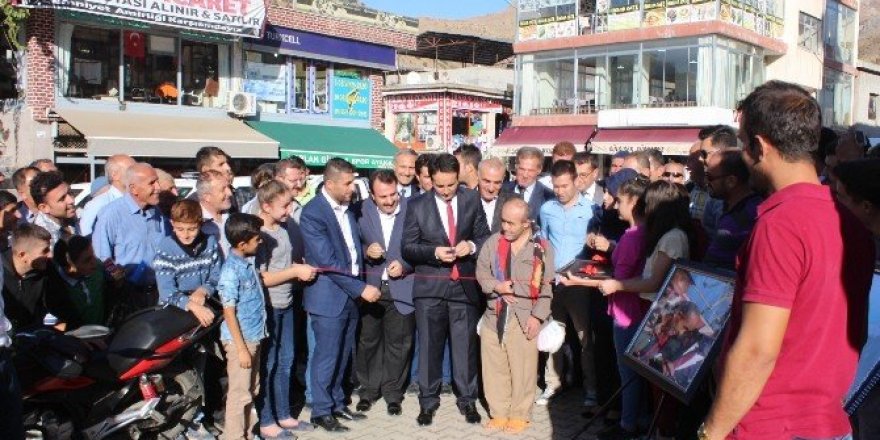 Sason Çarşısı’nda fotoğraf sergisi açıldı