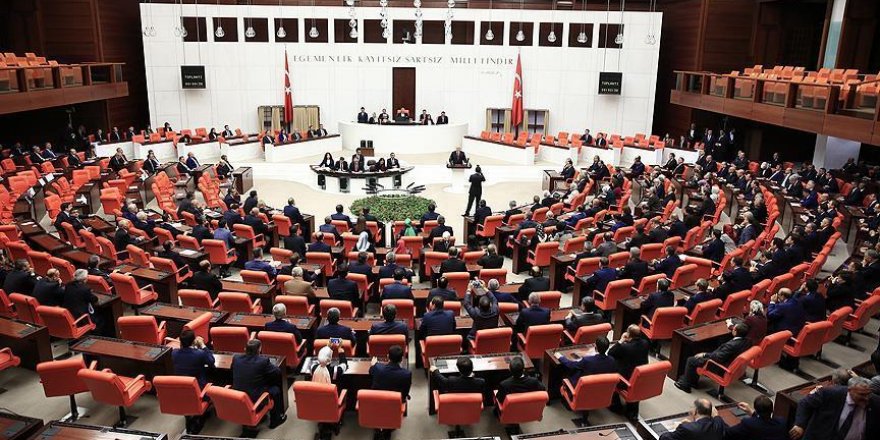 Meclis'te 'KHK Komisyonu' kurulması gündemde