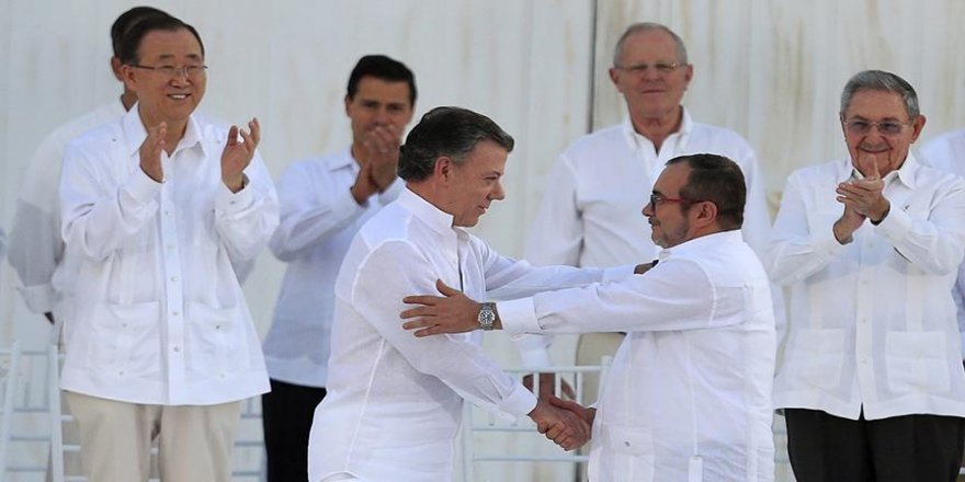 Kolombiya'da 52 yıllık şiddete son veren tarihi anlaşma