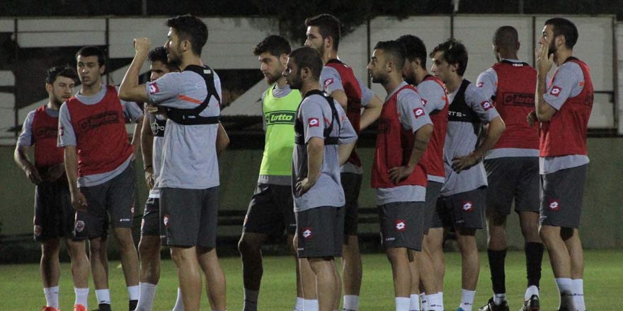 Adanaspor Konya'ya geliyor