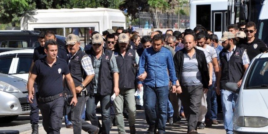 Antalya’da FETÖ soruşturmasında 13 kişi tutuklandı