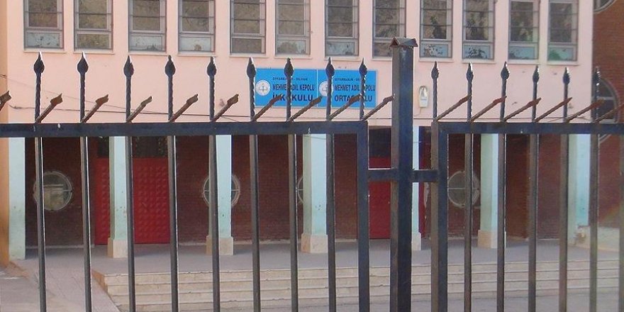 PKK'lı teröristler okul müdürünü kaçırmak istedi