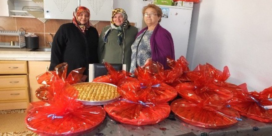 İvrindili kadınların tatlı dayanışması