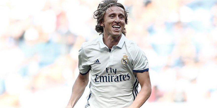 Real Madrid'te Modric sakatlandı