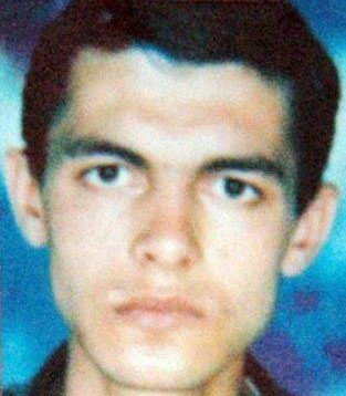Hırsızlık yapmayan arkadaşını tinerle yakan firari hükümlü hırsızlık yaparken yakalandı