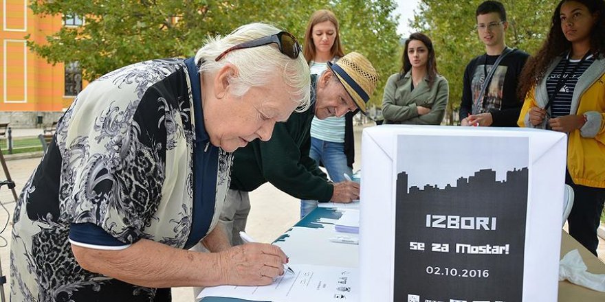 Bosna Hersek'te oy verme işlemi sona erdi