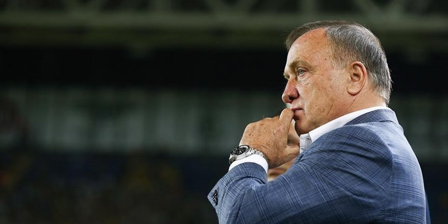 Advocaat, Pereira'nın gerisinde kaldı