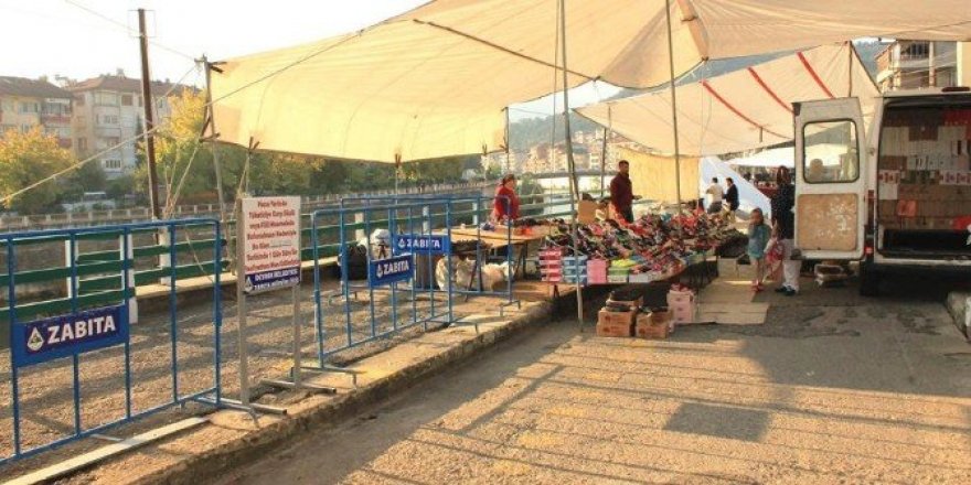 Müşteriye kötü davranan esnafa tezgah kapatma cezası