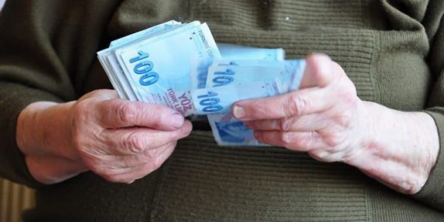 Önce SSK'lı sonra memur olana erken emeklilik