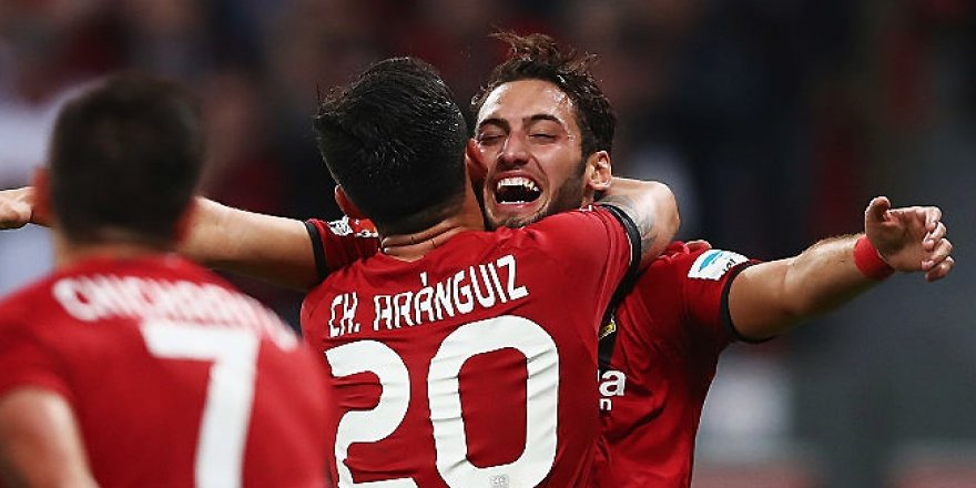Almanya'da haftanın futbolcusu Çalhanoğlu