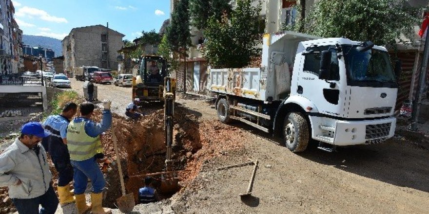 6 evin istimlak edilerek yıkıldığı yolda çalışma başlatıldı