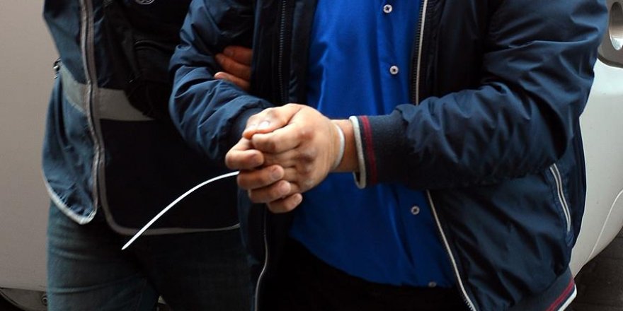 KPSS sorularını dağıttığı iddia edilen öğretmen gözaltına alındı