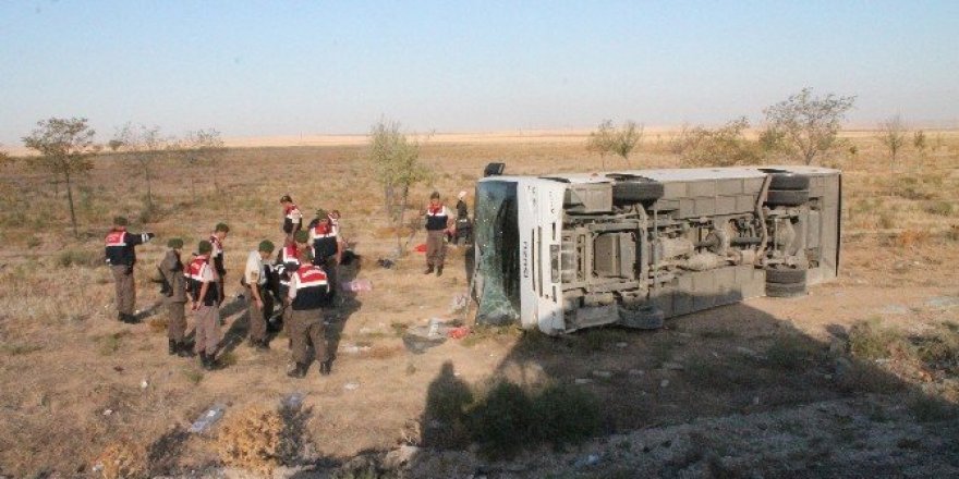 Konya'da düğün yolunda kaza: 26 yaralı