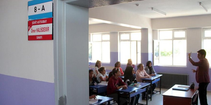 Şehitlerin isimleri sınıflarda yaşatılıyor