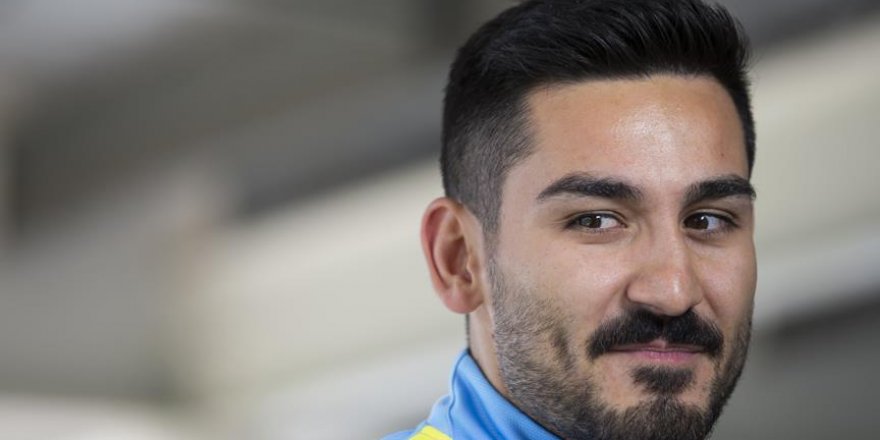 İlkay Gündoğan'dan Schweinsteiger'e destek