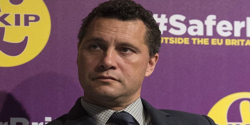 İngiliz AP üyeleri arasında kavga! Hastaneye kaldırıldı