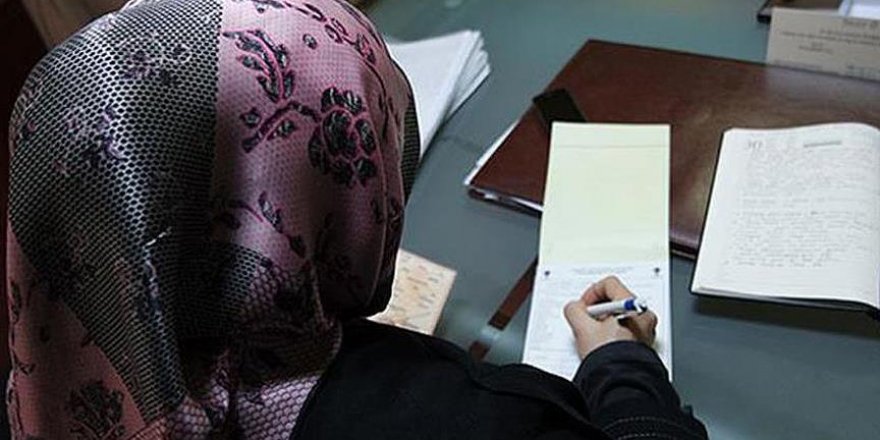Kanada'da başörtülü kadın hukuk mücadelesini kazandı
