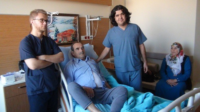 Yürümekte zorlanan hasta, takılan stentle sağlığına kavuştu