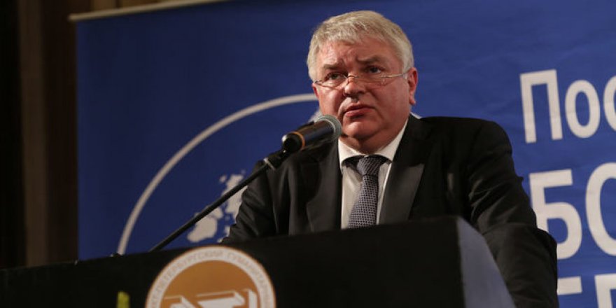 ''Rusya ve Türkiye'nin ilişkileri adım adım düzeliyor''