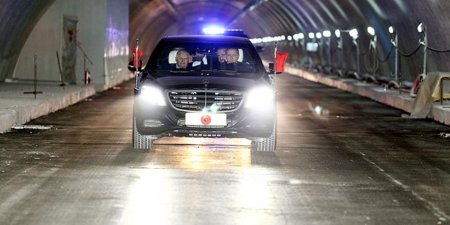 Avrasya Tüneli'nden ilk geçişi Cumhurbaşkanı Erdoğan yaptı