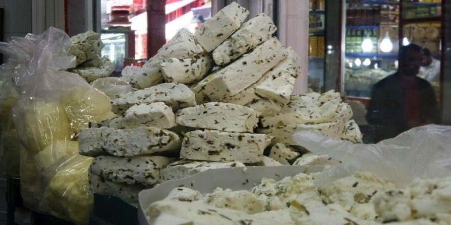 Van’ın meşhur otlu peyniri kışa hazır