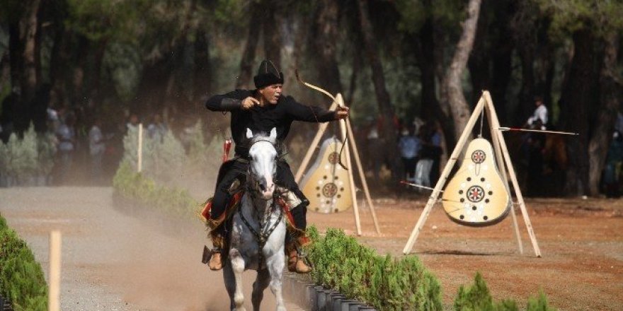 Ata sporcuları Adana’da buluştu