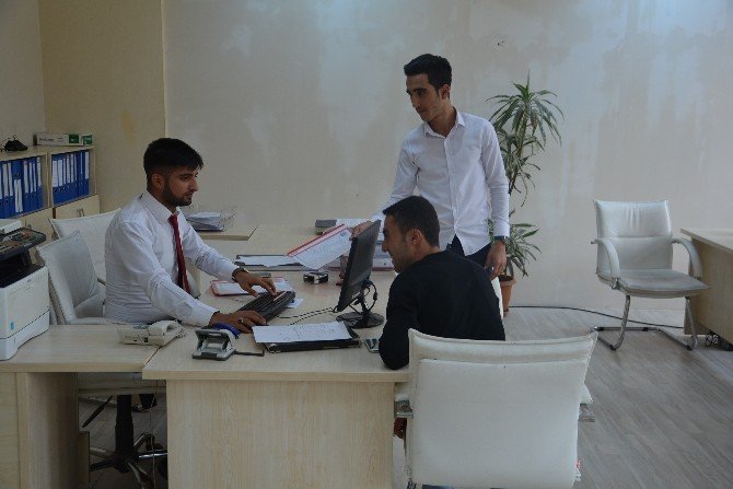 Üniversite burs başvuruları 450 kişiye ulaştı