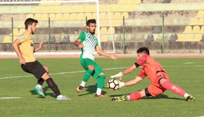 Akhisar Belediyespor Balıkesirspor ile 2-2 berabere kaldı