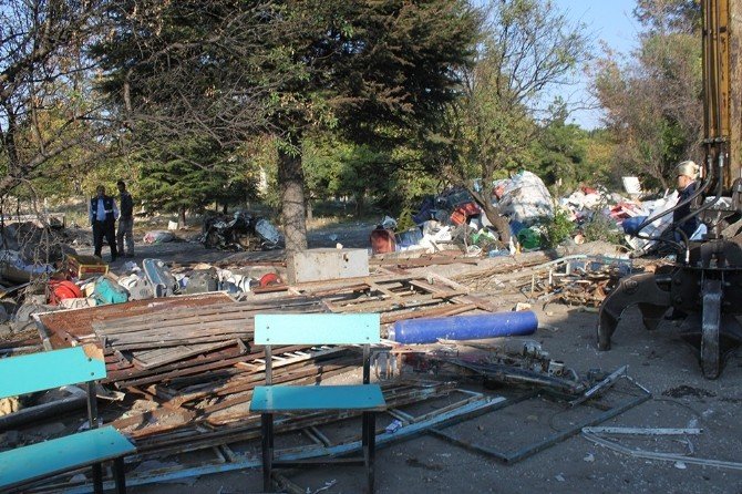 Dinar’da hurdacı esnafı denetimden geçti