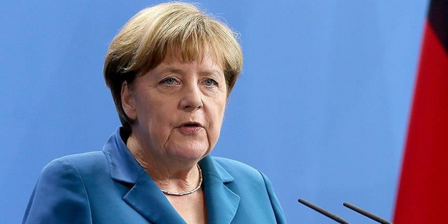 Merkel Türkiye'ye karşı tavrını açıkladı