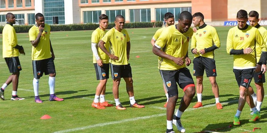 Kayserispor Beşiktaş'a ilk yenilgisini yaşatmak istiyor