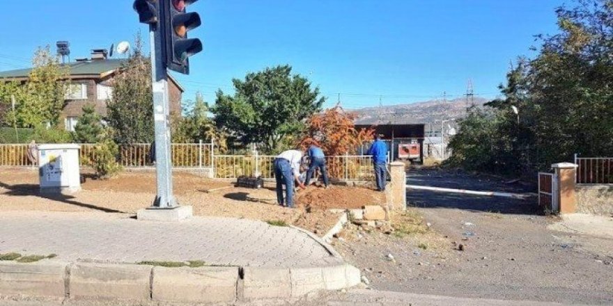 Yeşillendirme çalışmaları sürüyor