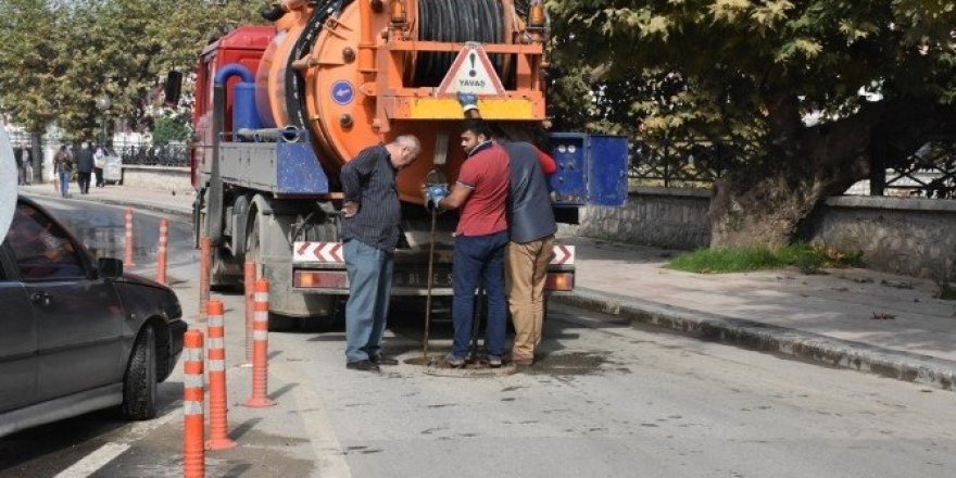 Düzce’de rögarlar temizleniyor