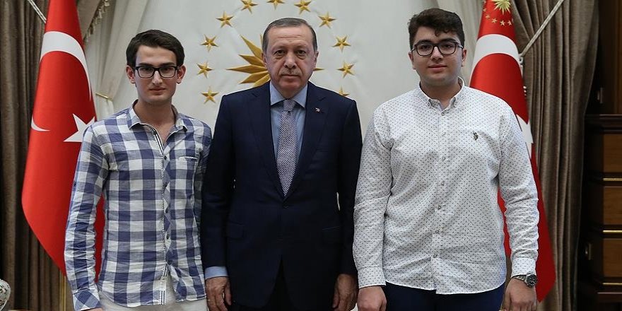 Erdoğan LYS'de dereceye giren öğrencileri kabul etti