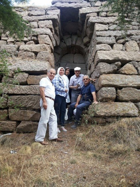 Afyonkarahisar Kent Konseyi "Dede İni"nin restore edilip turizme kazandırılmasını istiyor
