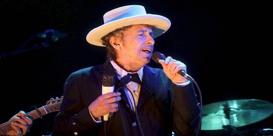 Nobel Edebiyat Ödülü'nün sahibi Bob Dylan oldu