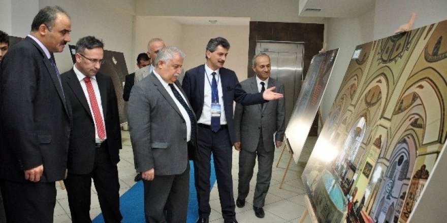 NEÜ'de bilgi şöleni açılışı yapıldı.