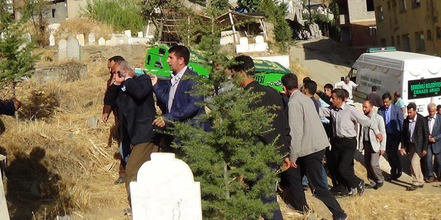 Şemdinli'deki saldırıda hayatını kaybeden Sönmez toprağa verildi